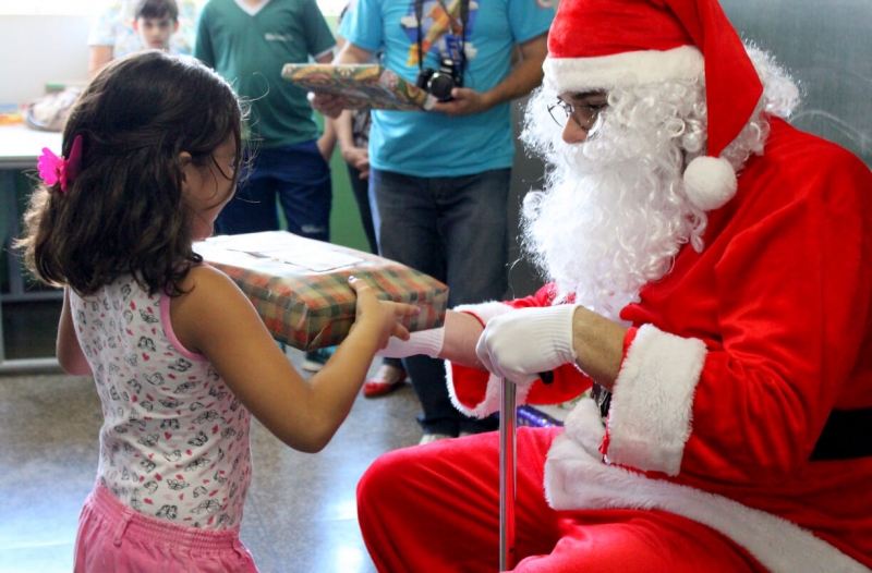 Natal dos Correios: Seja o Papai Noel de quem precisa