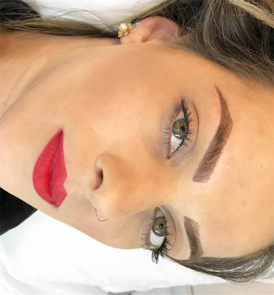 Micropigmentação de Sobrencelhas no espaço Amanda Alves é mais delicada