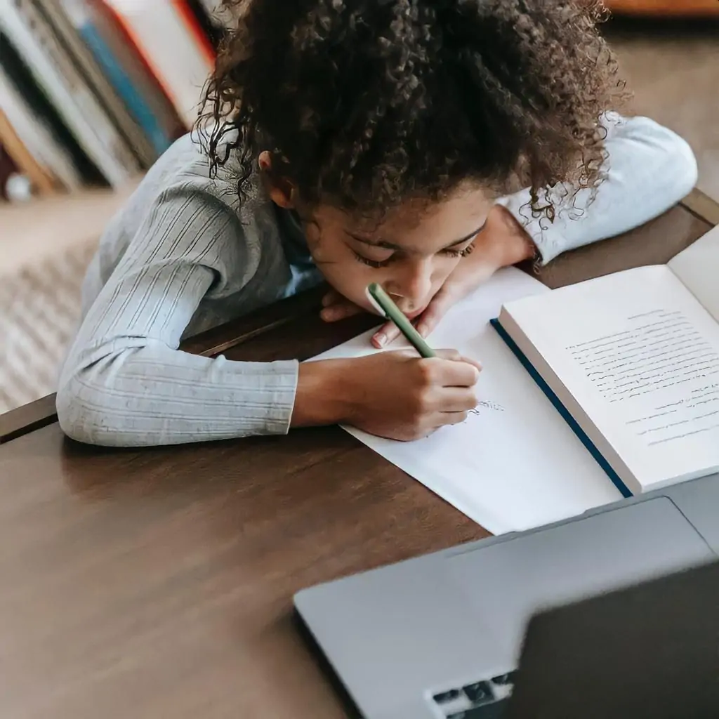 Projeto da Biblioteca Murilo Mendes é retomado em ambiente virtual