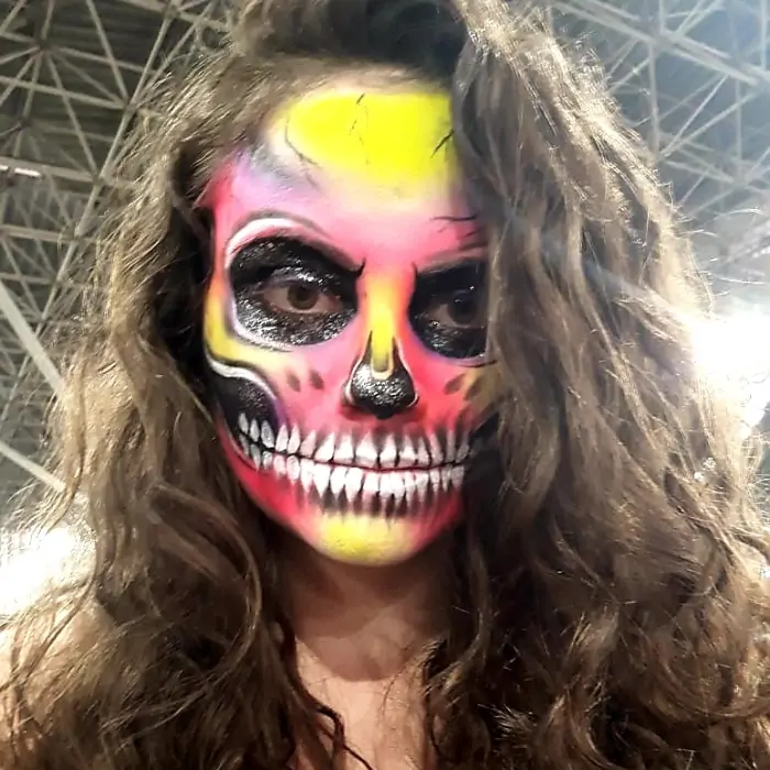 Maquiagem artística feita na Horror Expo 2019.