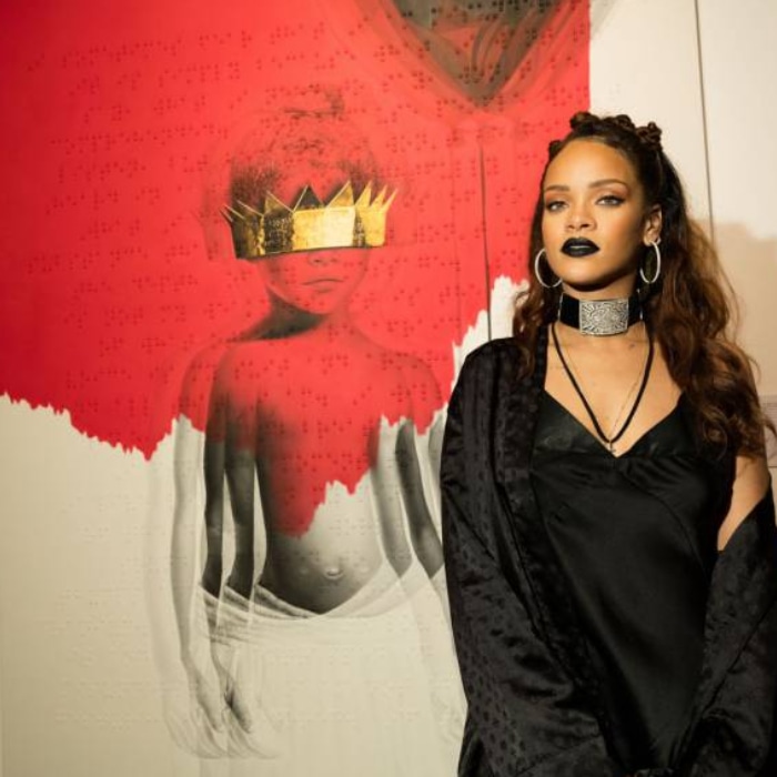 Curiosidades sobre a Rihanna: álbum "ANTI" inteiro em braile