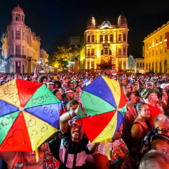 Recife e Olinda anunciam suspensão do carnaval de rua neste ano